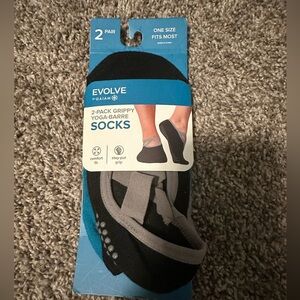 Gaima yoga socks 2 pack NWT
